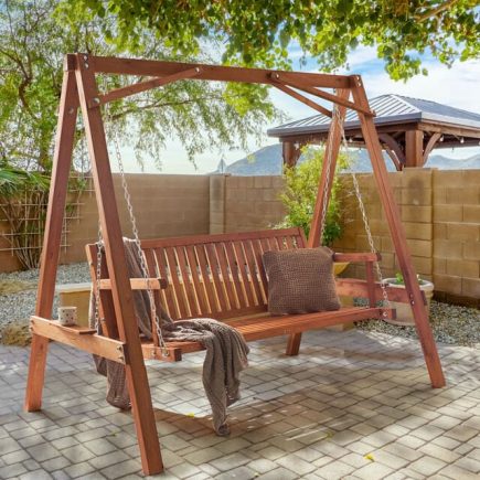 huśtawka ogrodowa drewniana