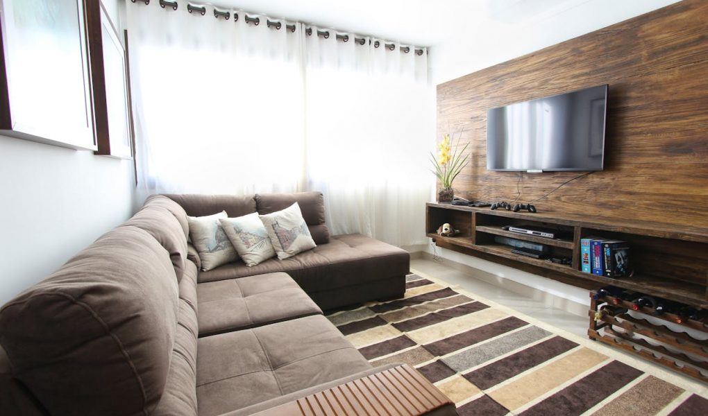 dywan w salonie w stylu loft